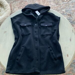 NWT Pacsun hooded polar fleece vest Size XS black